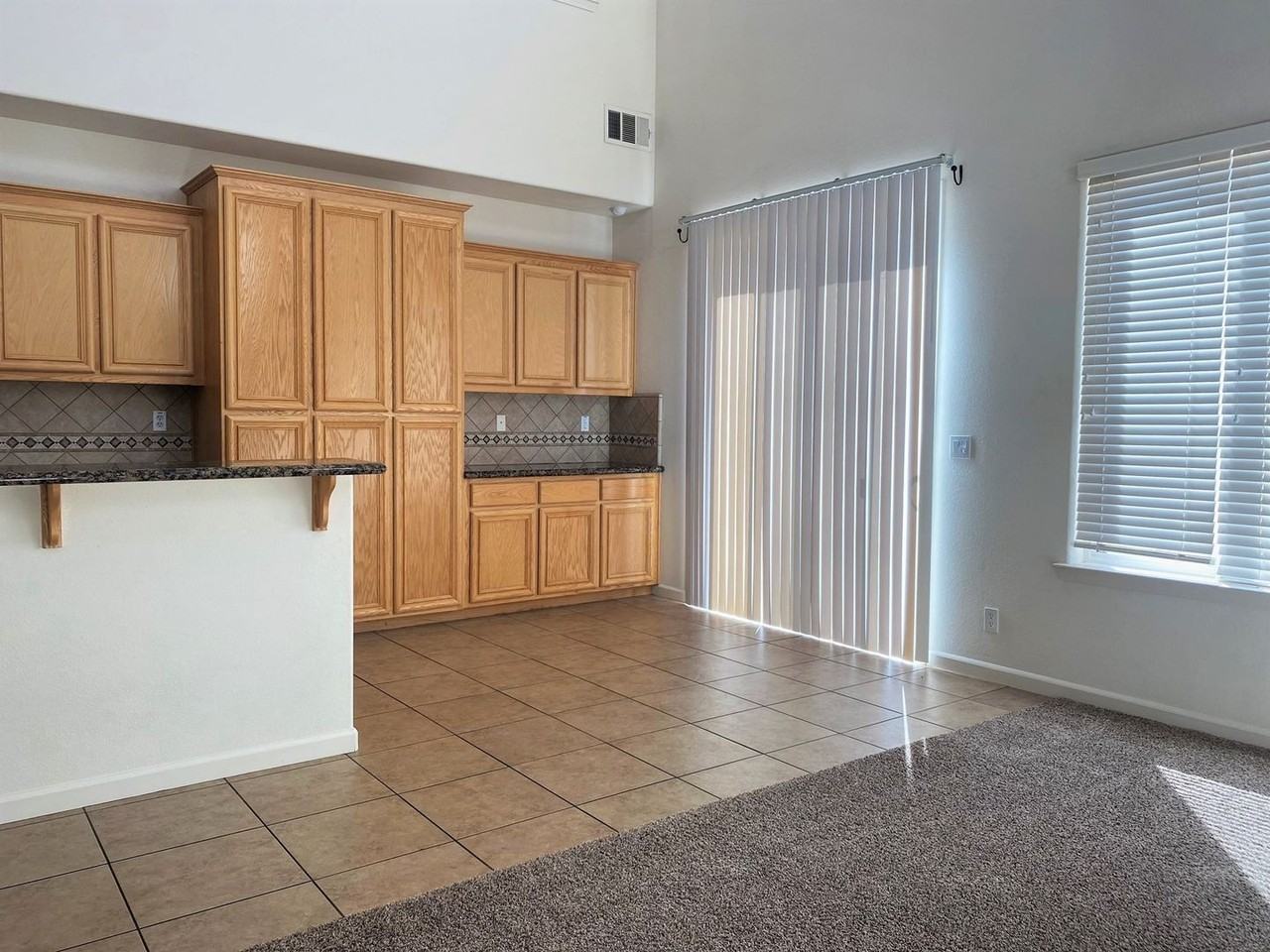 4212 Theresa Ct - Photo 5 of 27