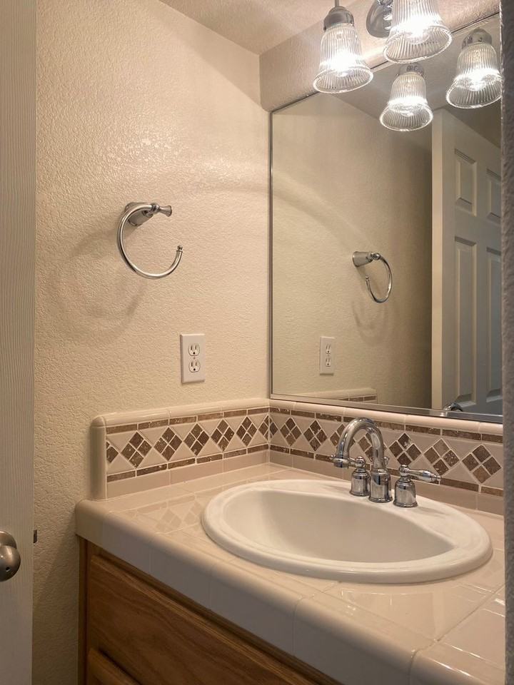 4212 Theresa Ct - Photo 7 of 27
