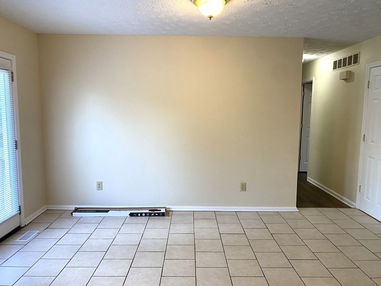 1505 Kelly Cir - Photo 5 of 20