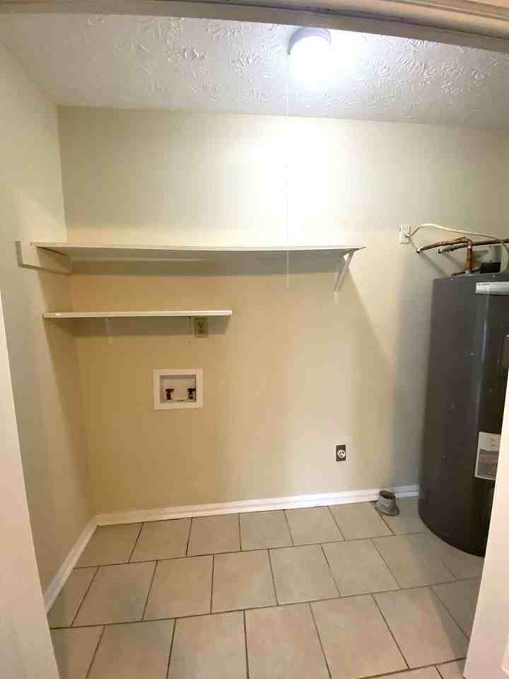 1505 Kelly Cir - Photo 7 of 20