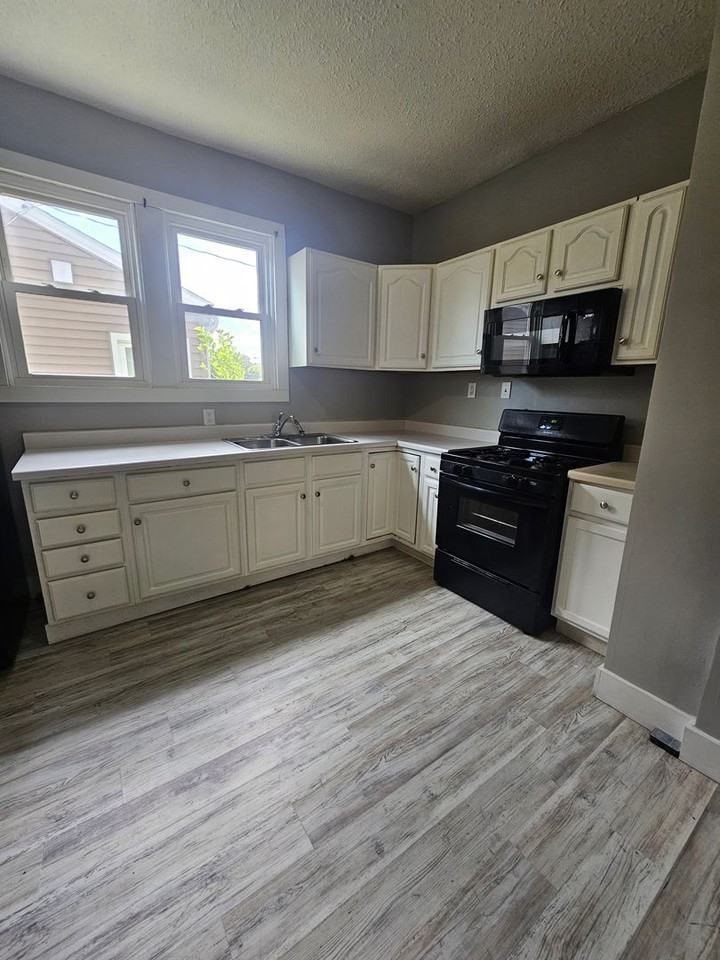 509 19th Ave - Photo 6 of 17