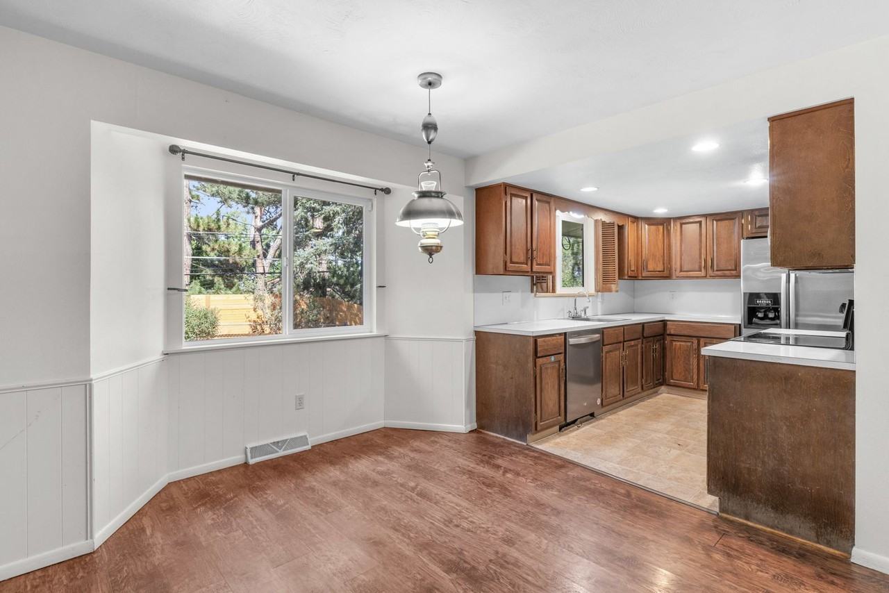 3095 Heidelberg Dr - Photo 4 of 26