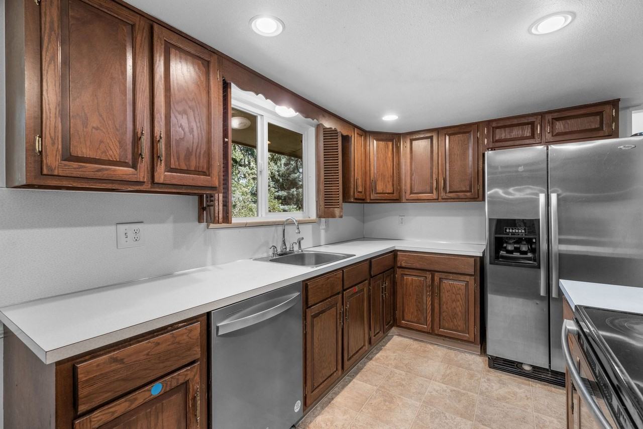 3095 Heidelberg Dr - Photo 6 of 26