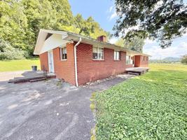 featured image of 8635 Kodak Rd