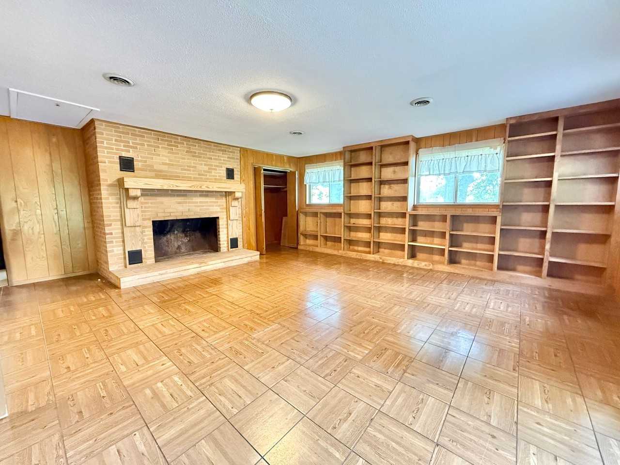 8635 Kodak Rd - Photo 7 of 26