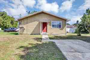 featured image of 5879 Nw 1st St