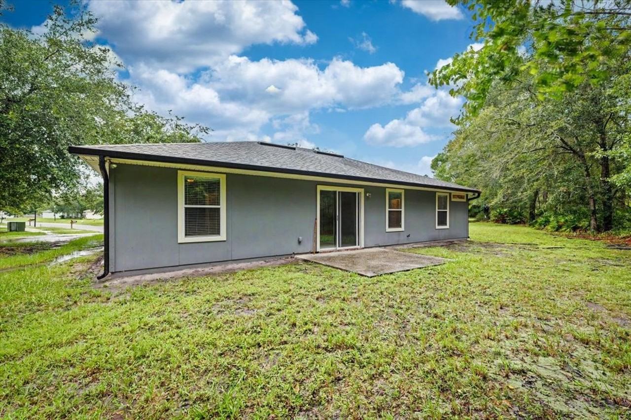 10930 Lauren Oak Ln S - Photo 2 of 20