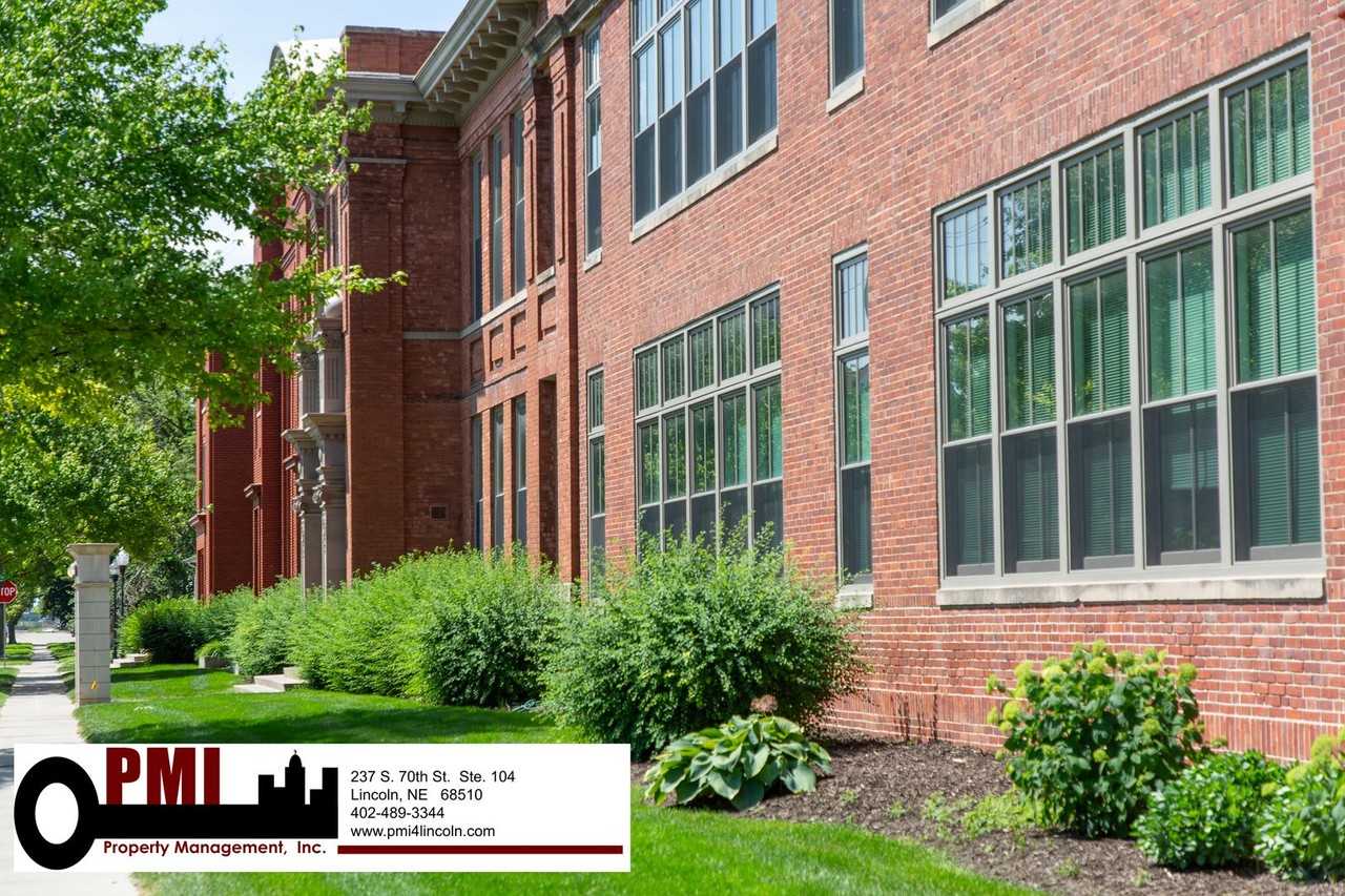 1223 N 9th St #216 - Photo 3 of 48