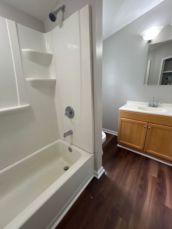 241 Ward St - Photo 7 of 8