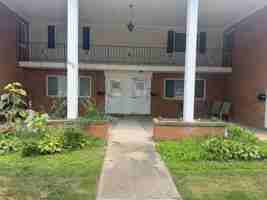 featured image of 2472 Warren Pkwy #17