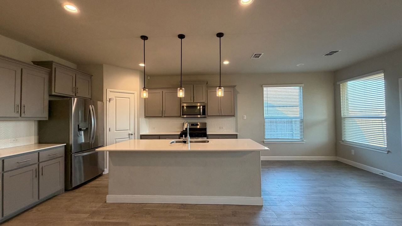 1654 Reed Dr - Photo 6 of 42