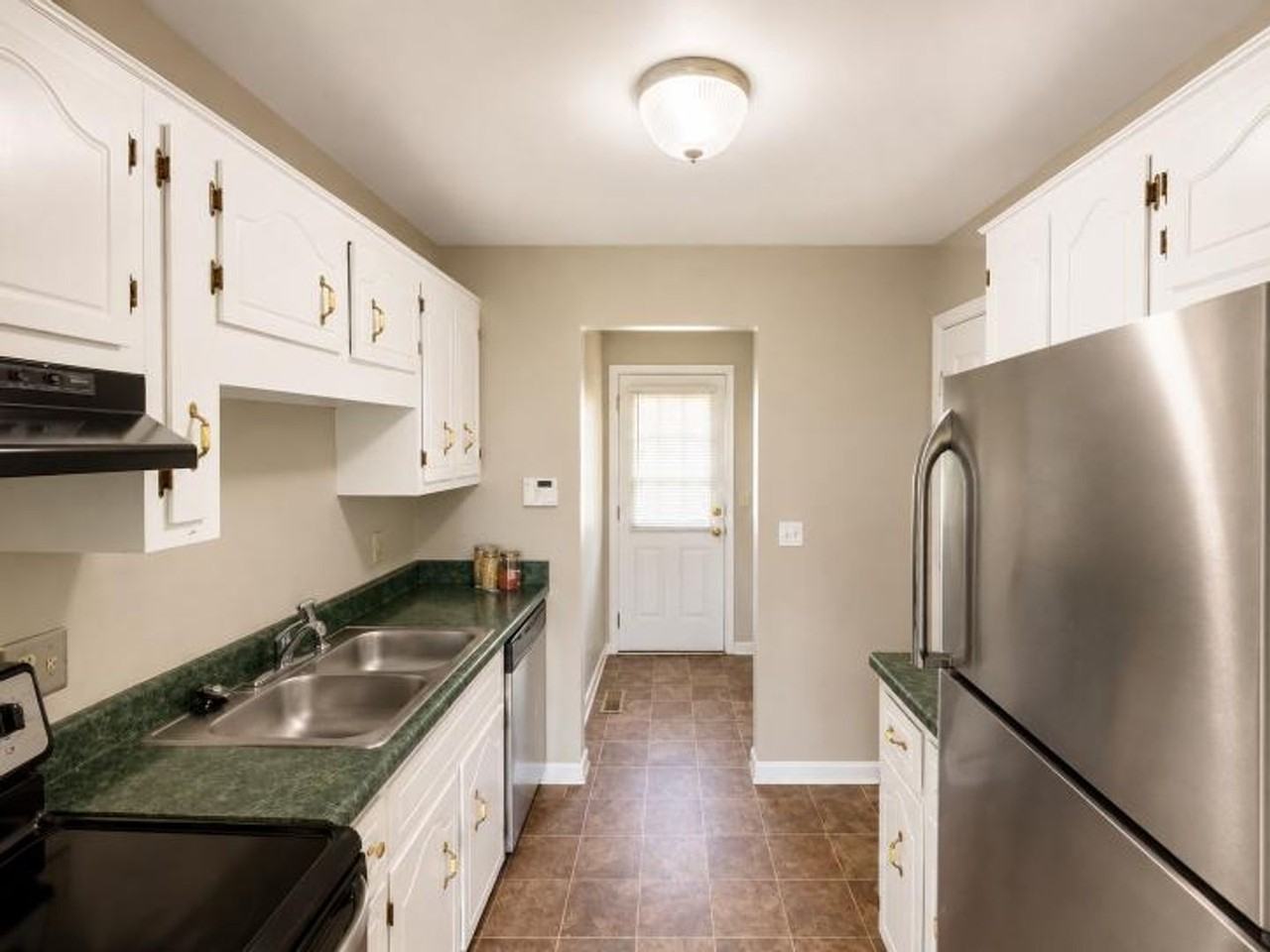 108 New Gritton Ave - Photo 4 of 13