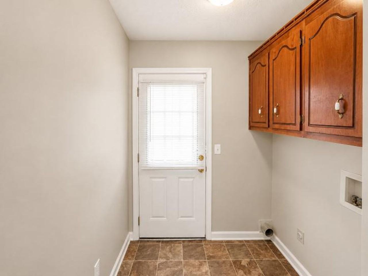 108 New Gritton Ave - Photo 6 of 13
