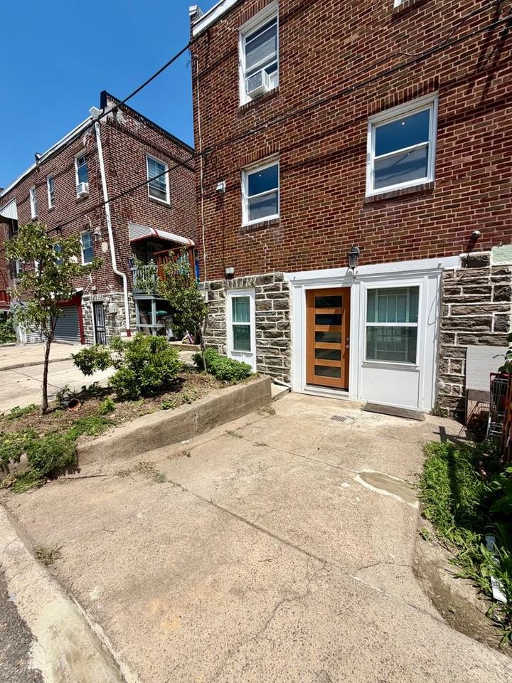 216 Glencoe Rd