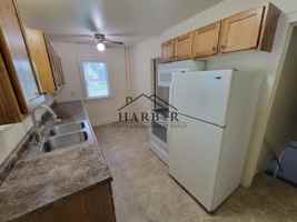 featured image of 907 8th St Se