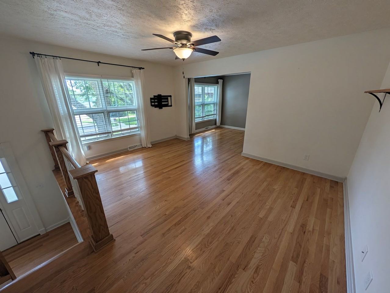 808 Leprechaun Ln - Photo 5 of 50