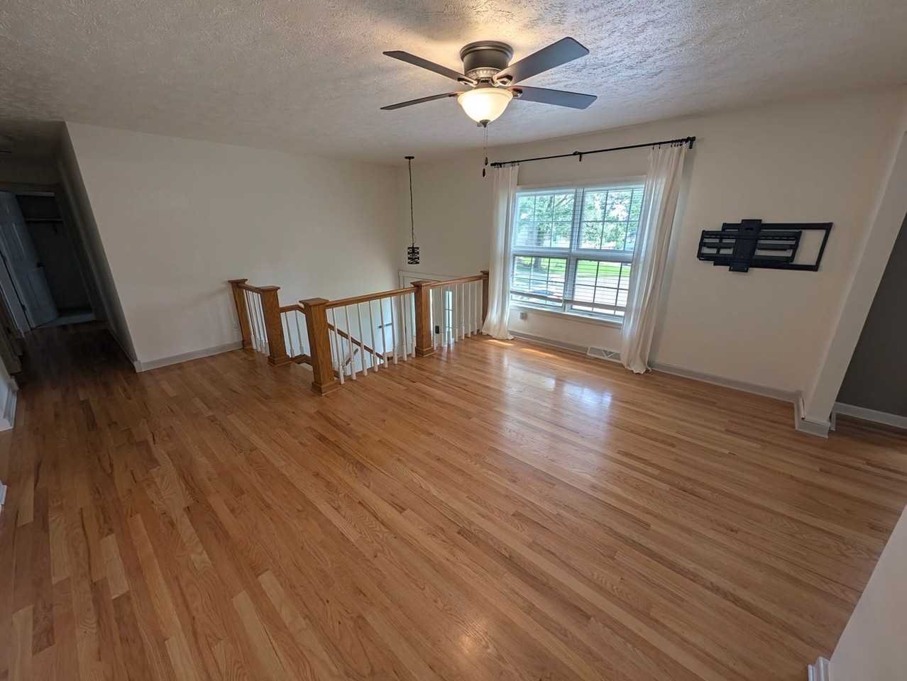 808 Leprechaun Ln - Photo 7 of 50
