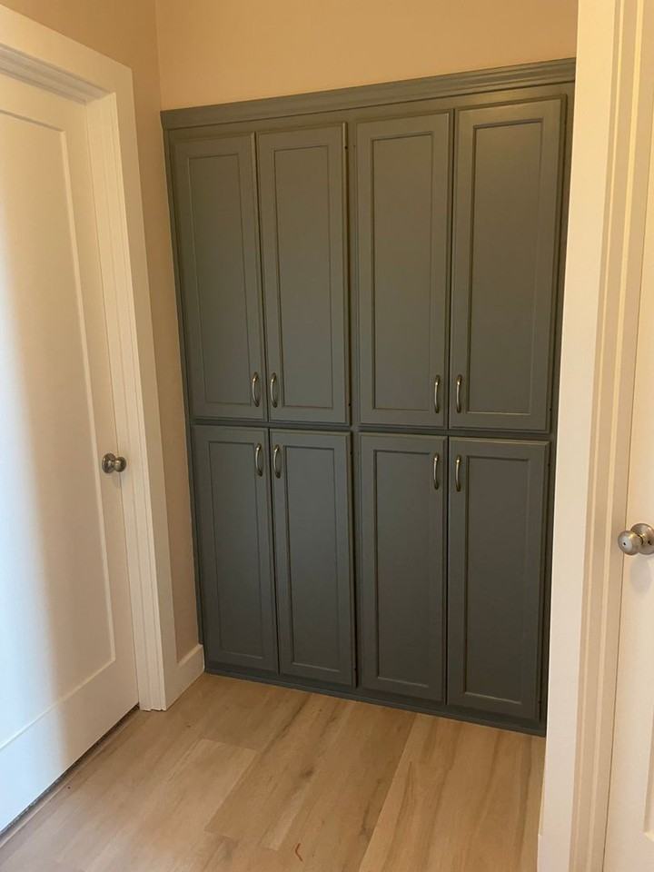 1054 Tyson Ln - Photo 5 of 12