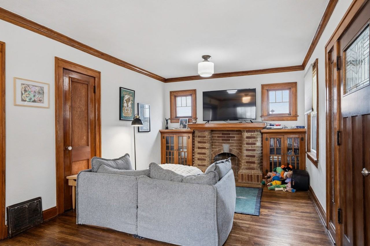 5436 Garfield Ave - Photo 4 of 12