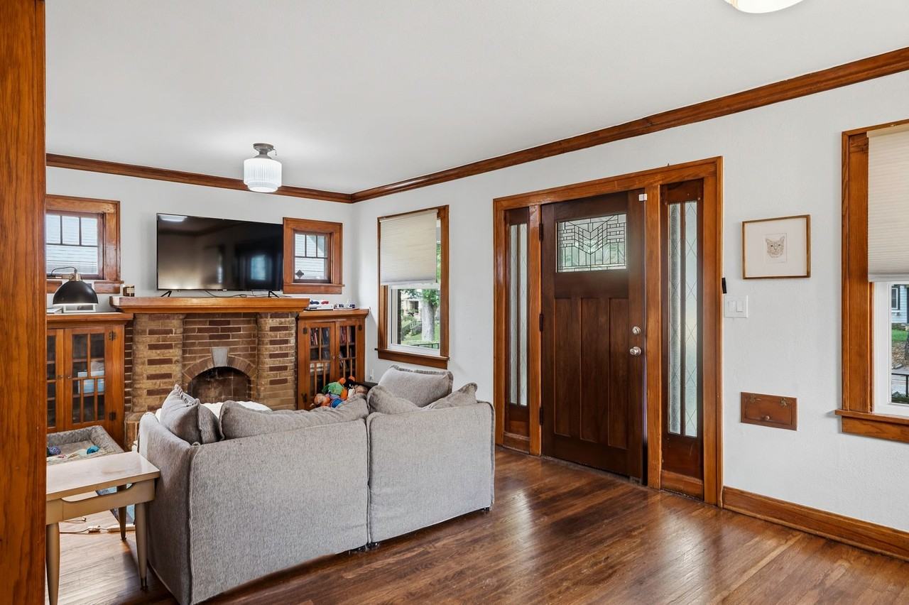 5436 Garfield Ave - Photo 5 of 12