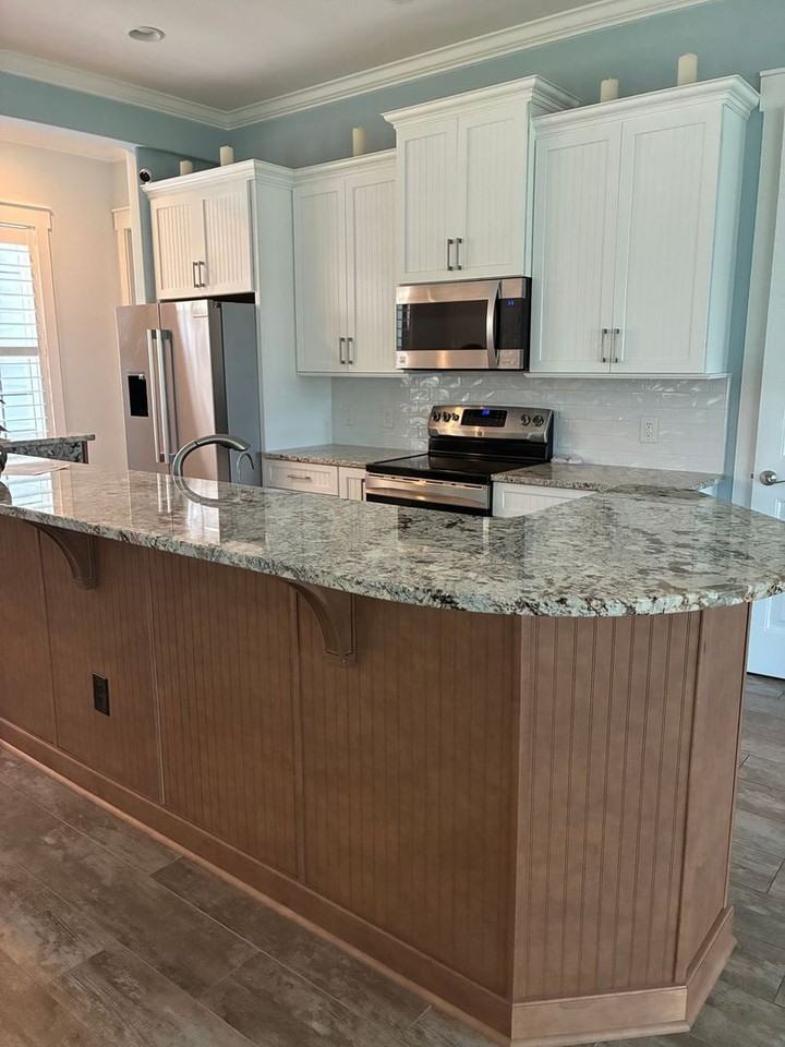 600 Waterbridge Blvd - Photo 4 of 31