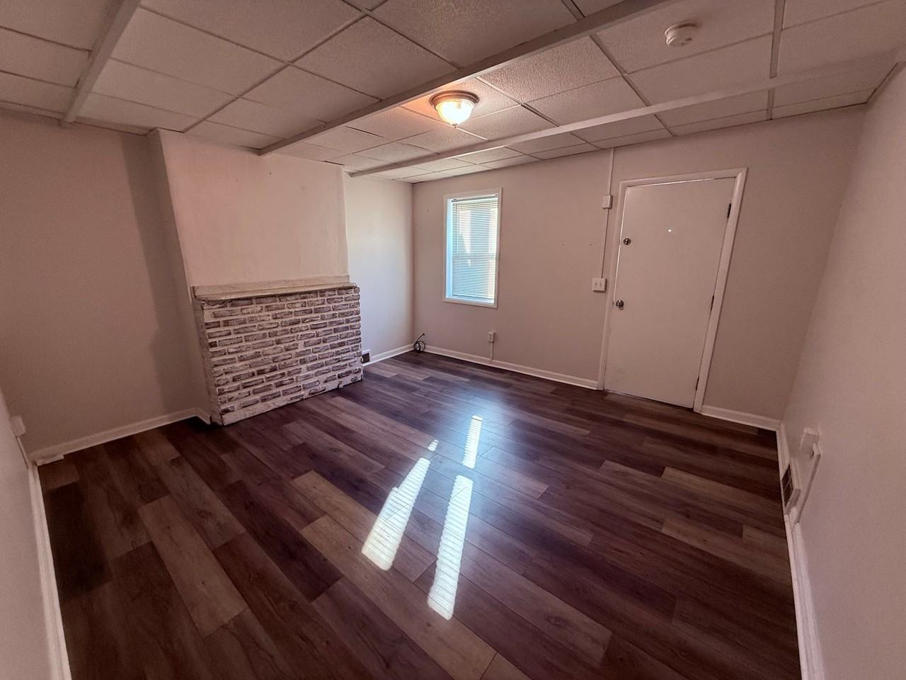 4403 Davison St - Photo 3 of 17