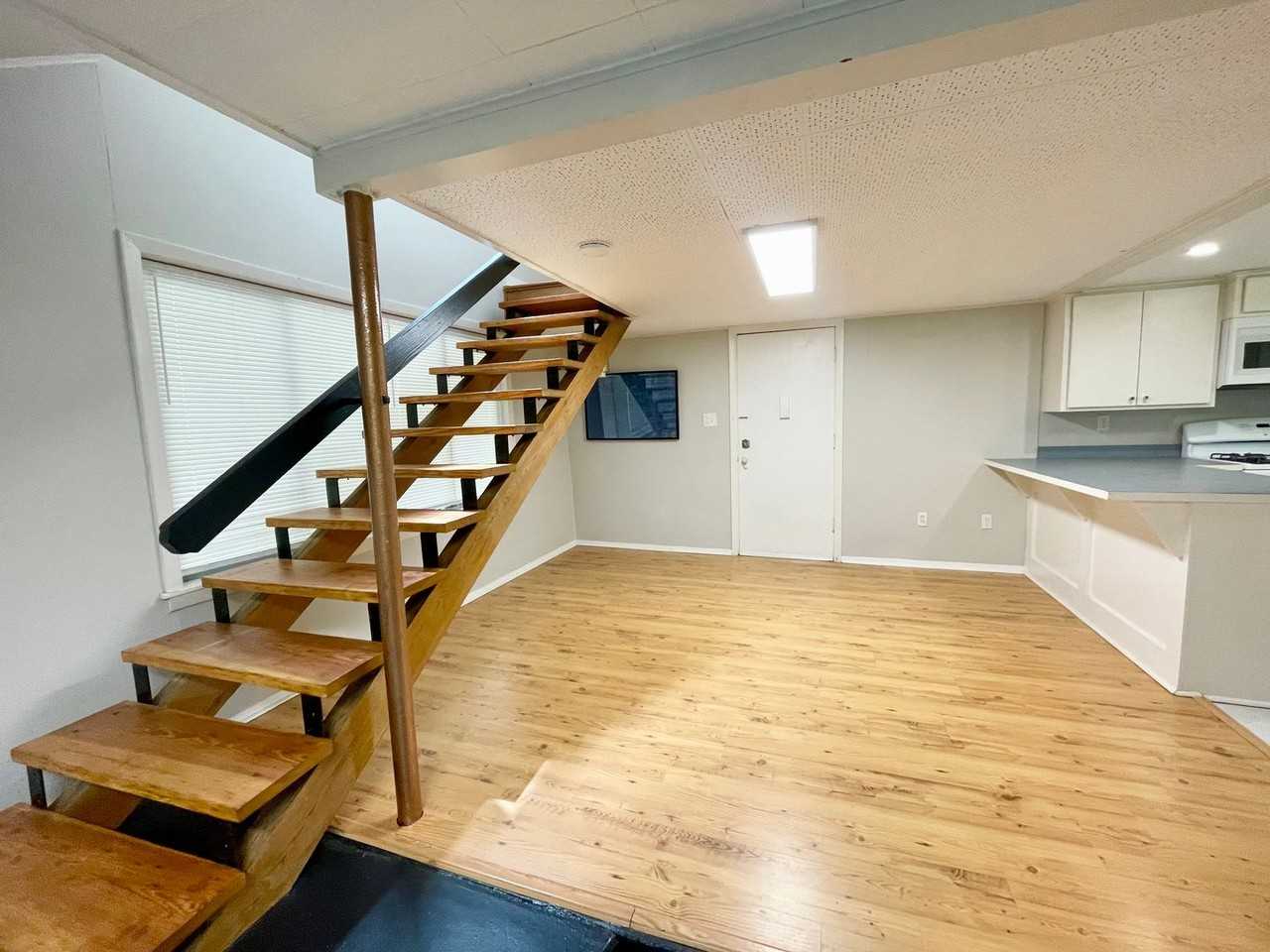 1510 Edgewood St - Photo 6 of 13