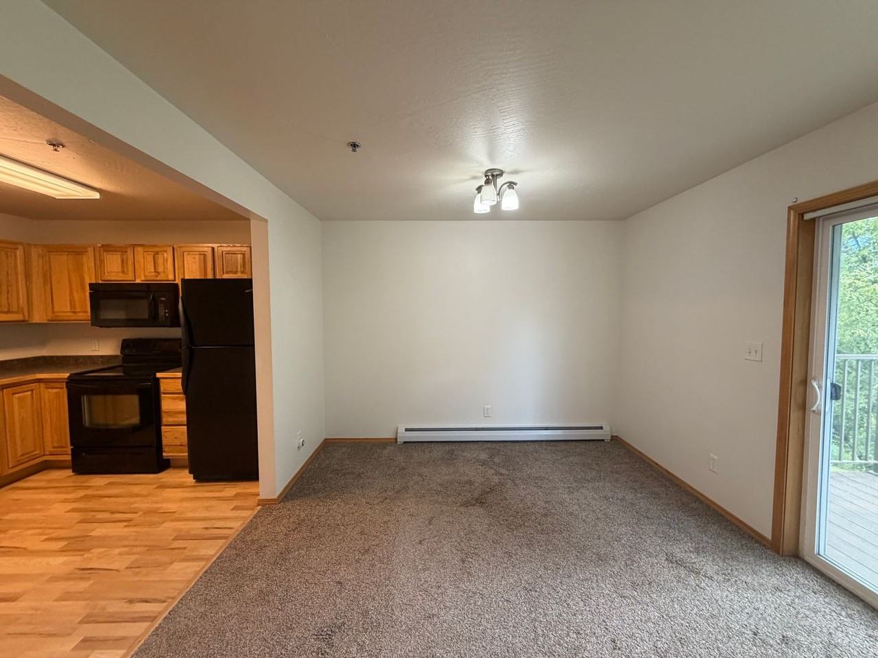 530 Burton St Apt B3 - Photo 4 of 29