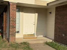 featured image of 2806 Shoreridge Ave