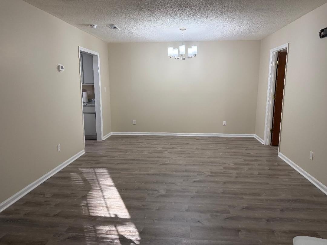 1548 Hamilton Dr #101 - Photo 2 of 8
