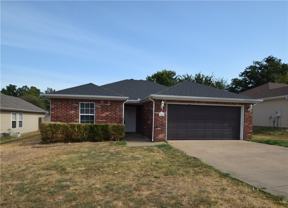 2500 Sw Choctaw St - Photo 1 of 1