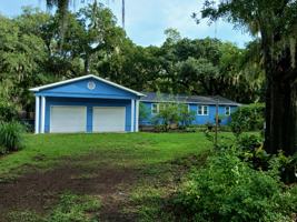 featured image of 2403 Pine Haven St #1