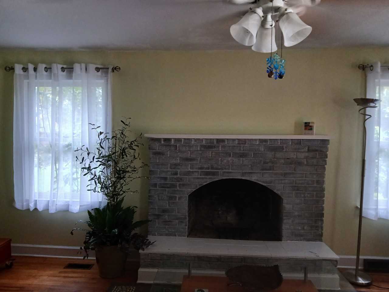 2403 Pine Haven St #1 - Photo 3 of 15