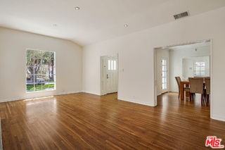 423 15th St - Photo 7 of 8