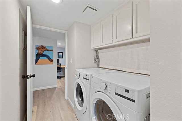 212 N Valley St #3 - Photo 5 of 8