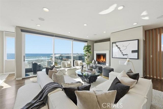 2406 Ocean Dr - Photo 6 of 8