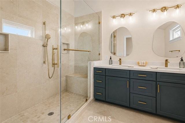 2020 Farrell Ave - Photo 7 of 8