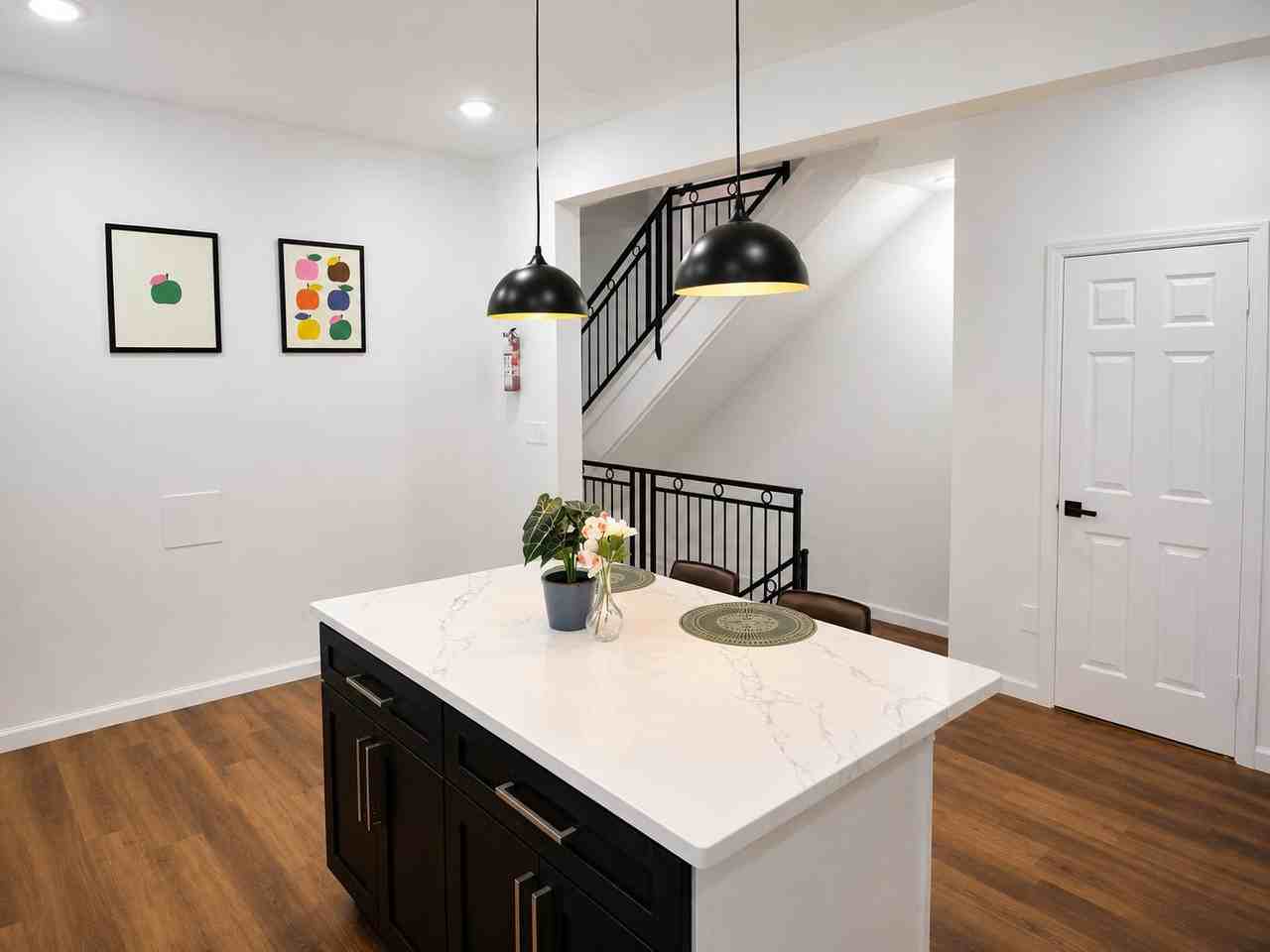 Edmondson Ave - Photo 4 of 17