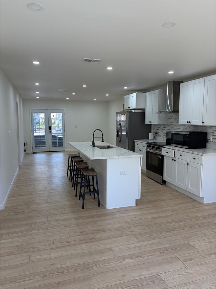 64th Pl - Photo 3 of 14