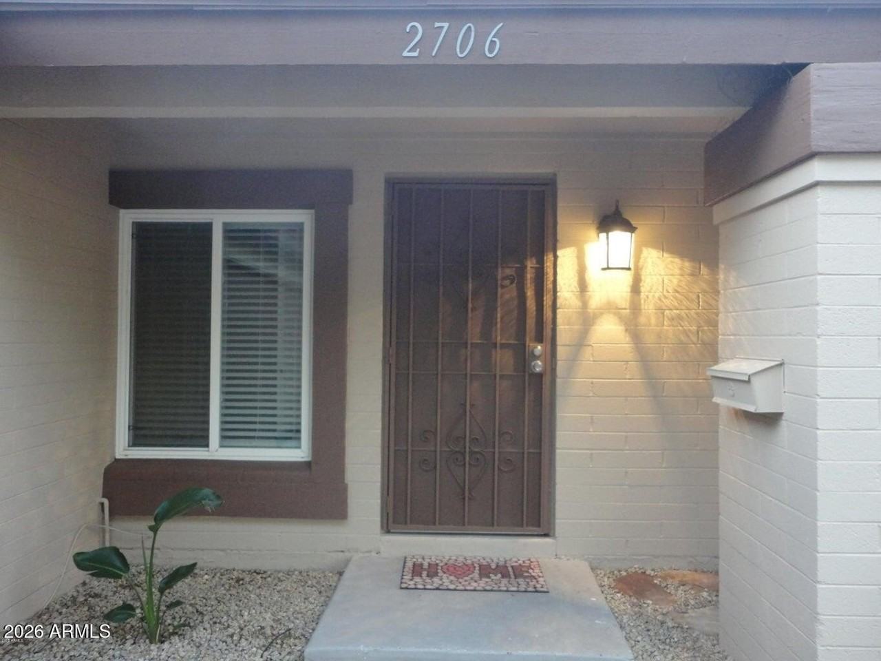 2706 E Sylvia St - Photo 2 of 15