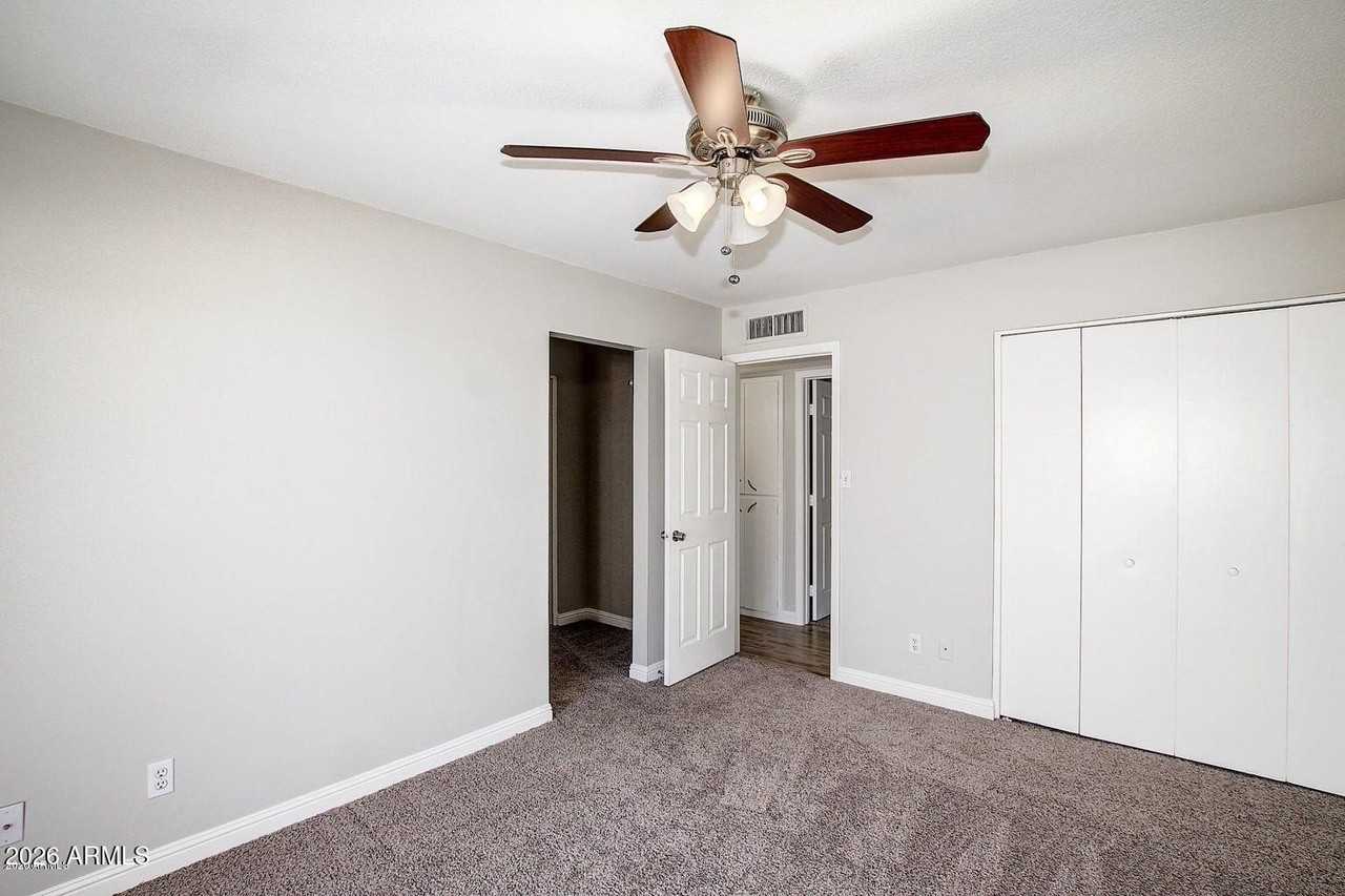 8702 E Bonnie Rose Ave - Photo 7 of 20