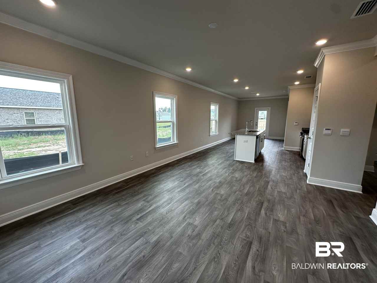 32236 Revere Dr - Photo 2 of 25