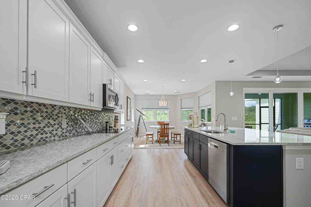 9431 Paradise Dr - Photo 4 of 50