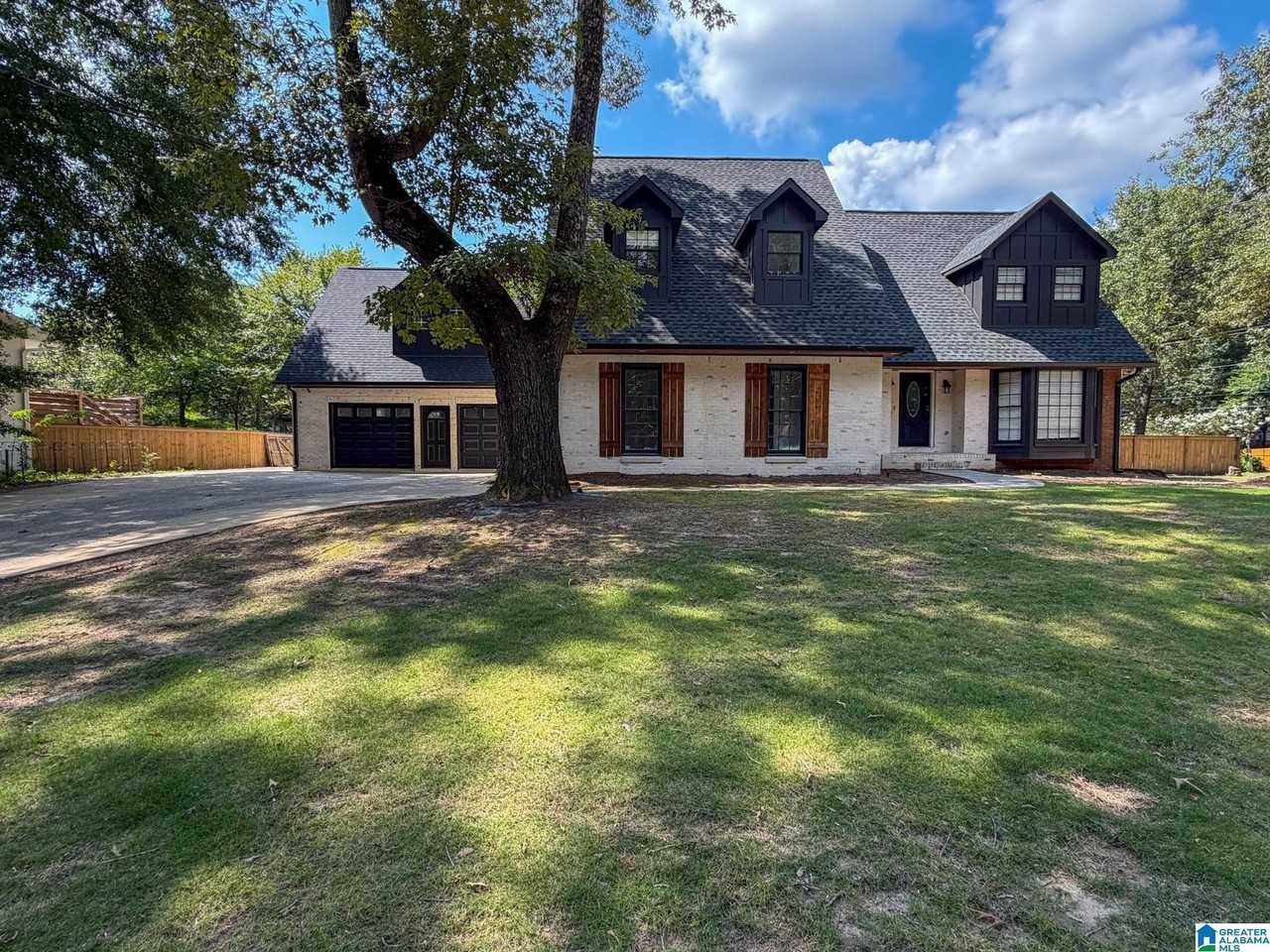 649 Olde Towne Ln - Photo 2 of 36