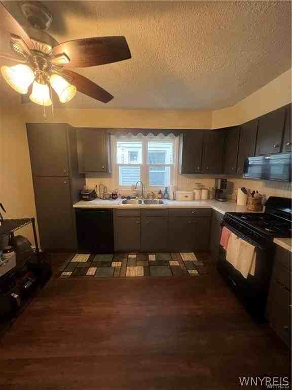 146 Wallace Ave - Photo 6 of 14