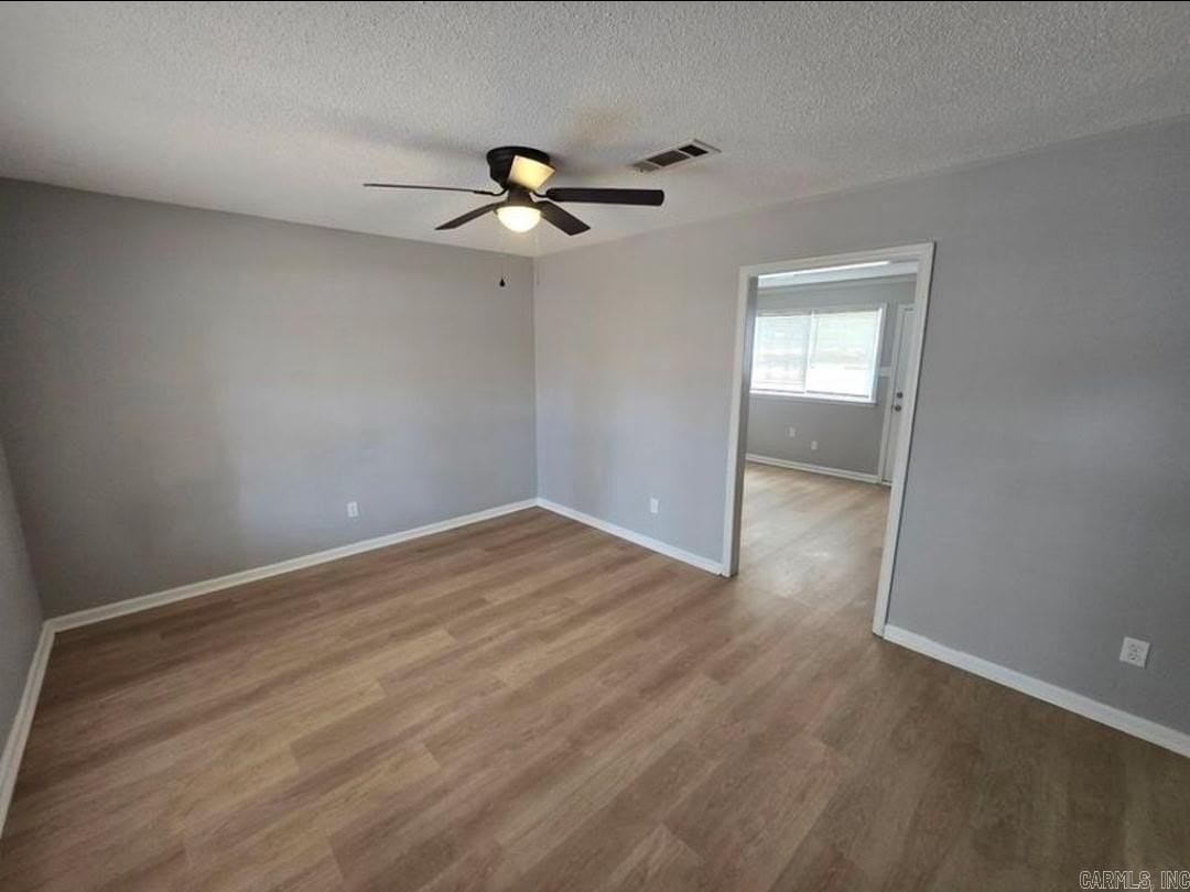 3501 Arapaho Trl - Photo 2 of 11
