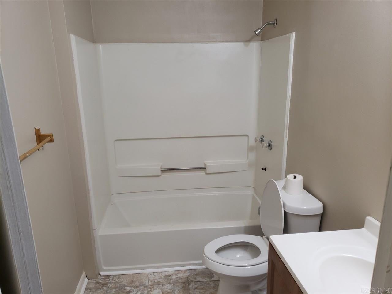 5921 Geyer Springs Rd - Photo 3 of 5