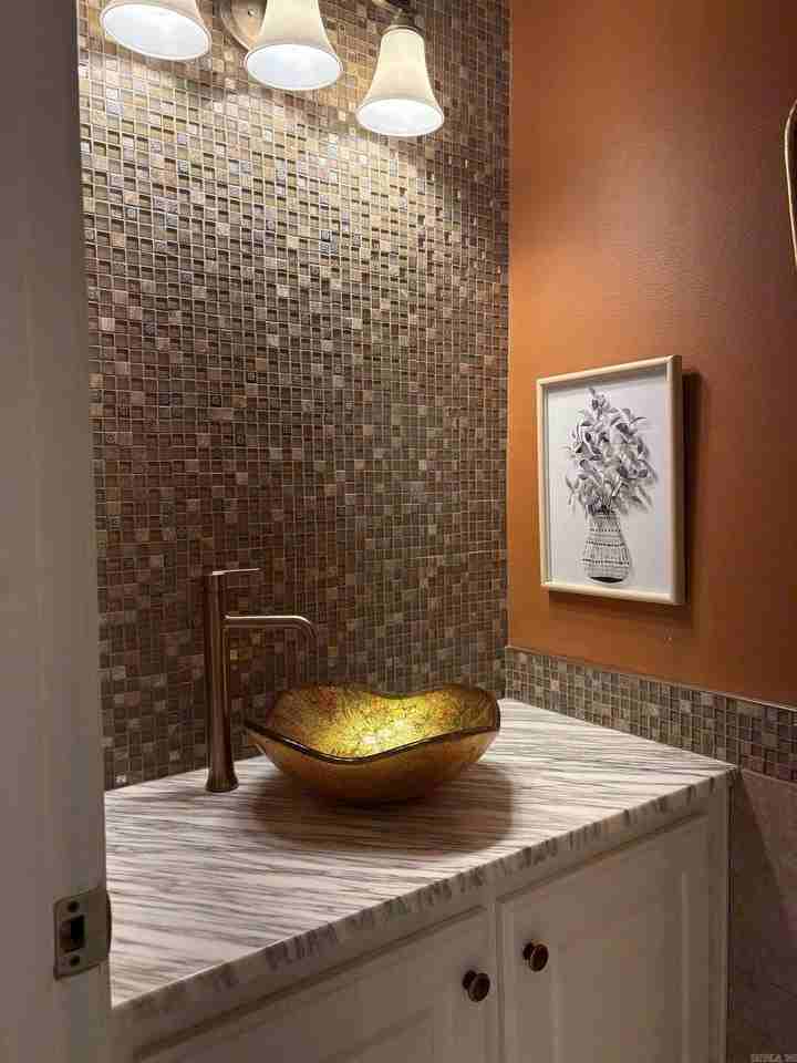 305 Cambridge Place Dr - Photo 5 of 23