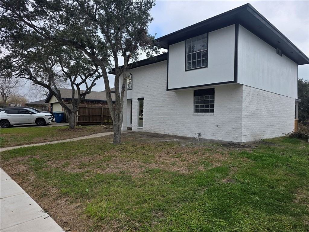 932 Waterview St - Photo 2 of 19