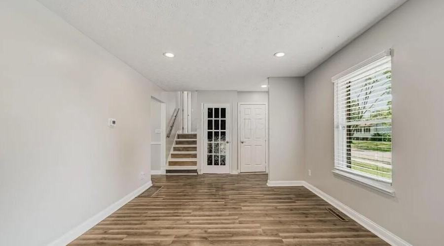 3600 Manila Dr - Photo 2 of 18
